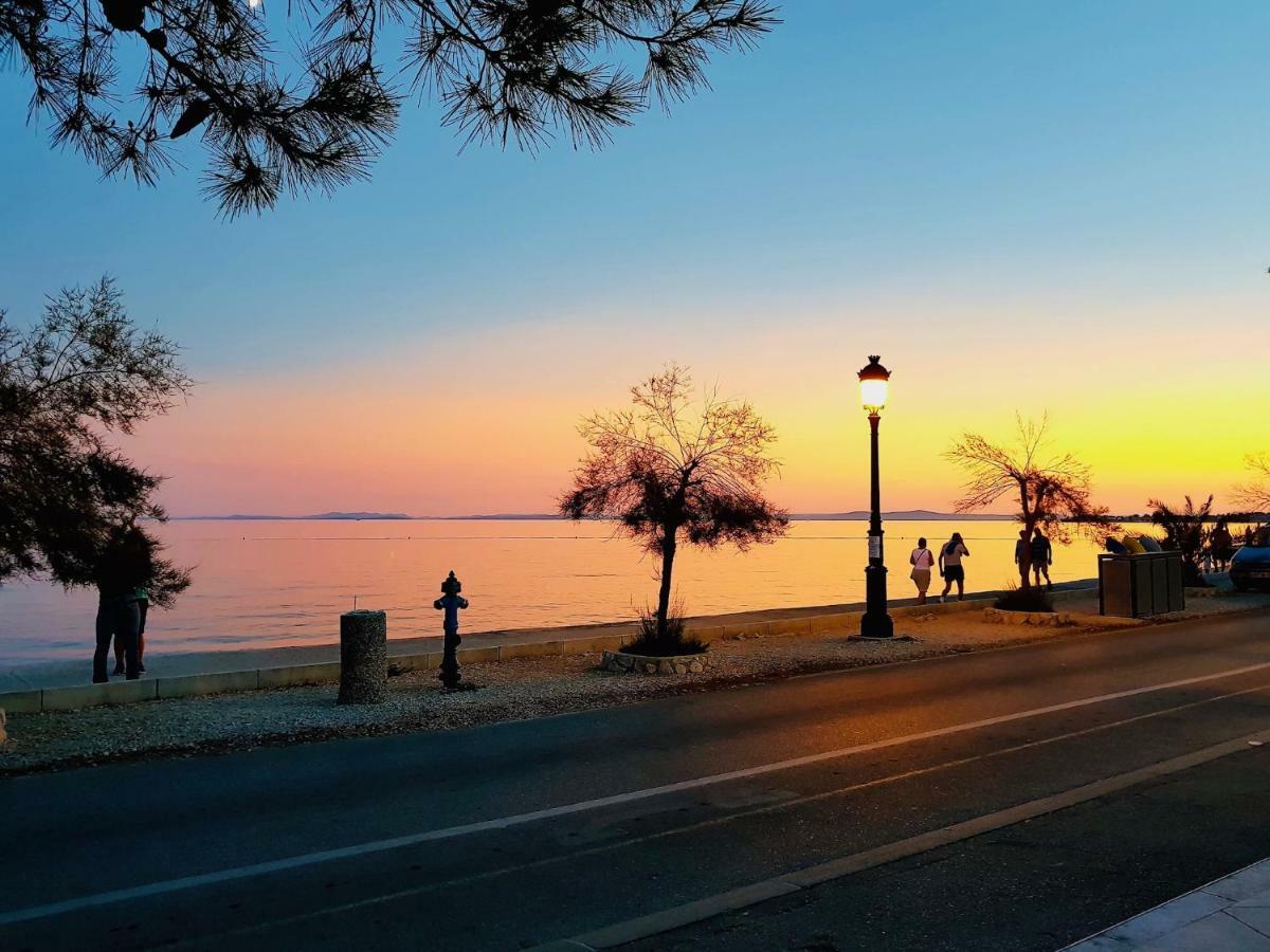 Vir Holidays Bagian luar foto